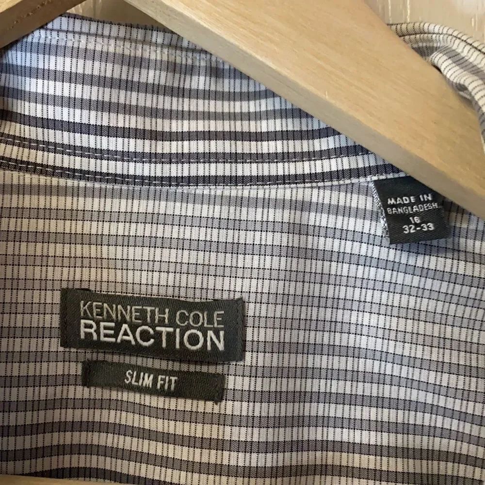 Kenneth Cole Reaction Shirt - Picture 3 of 3